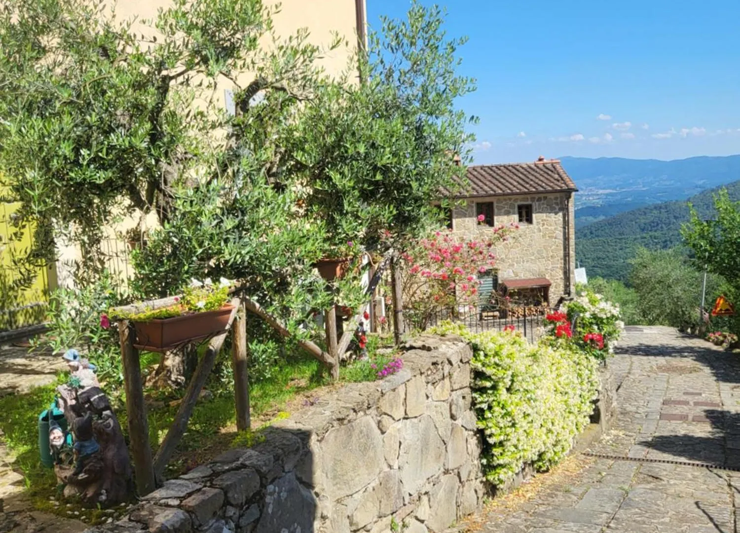 Holiday home Antico Borgo Di Fabbrica Villa Pistoia Italy